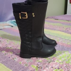 Girls boots
